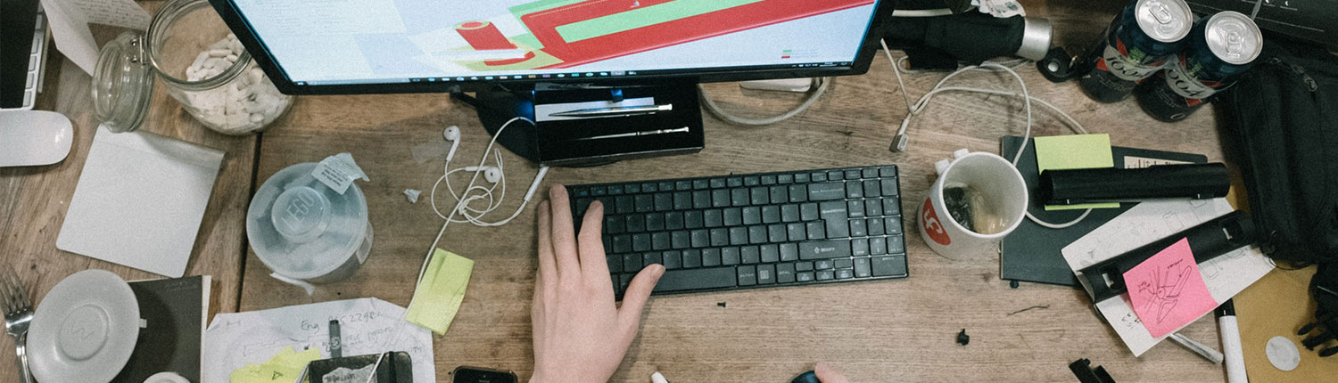 Clean desk policy of rommelig_jpg